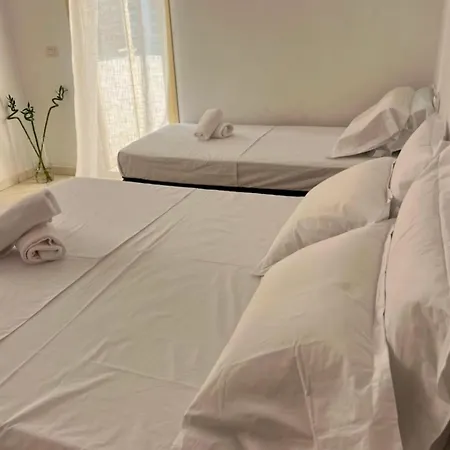 Neni's Seaside Appartement Vlorë